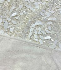 Пайетки на бархате сливочн\молоко с каплей